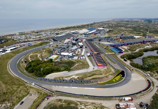 The circuit's unique location creates special conditions — Robin van Lonkhuijsen / AFP