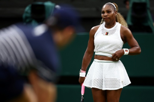 Serena Williams durante su partido ante Maya Joint en la primera ronda de Wimbledon el 30 de junio de 2026 — Henry NICHOLLS / AFP