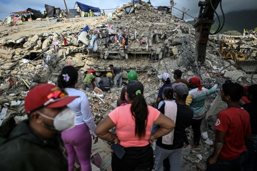 Aumenta a 5.398 la cifra de muertos por los terremotos en Venezuela