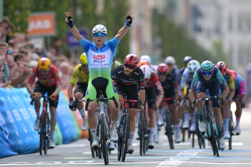 Victoria final de Jasper Philipsen en el Renewi Tour