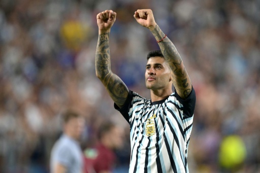 Atlético de Madrid anuncia contratação do zagueiro argentino Cristian Romero