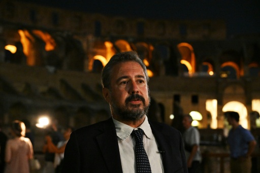 Simone Quilici, directeur du complexe du Colisée, lors d'une interview à l'occasion d'une visite guidée "Une nuit au Colisée", le 14 août 2026 à Rome — Andreas SOLARO / AFP