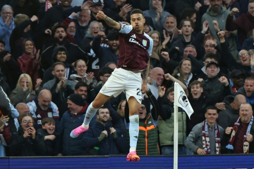 Rogers pasa del Aston Villa al Chelsea en traspaso récord por jugador británico