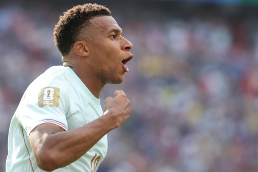 Traumtor nach Elfmeter-Patzer: Mbappé lässt Frankreich jubeln