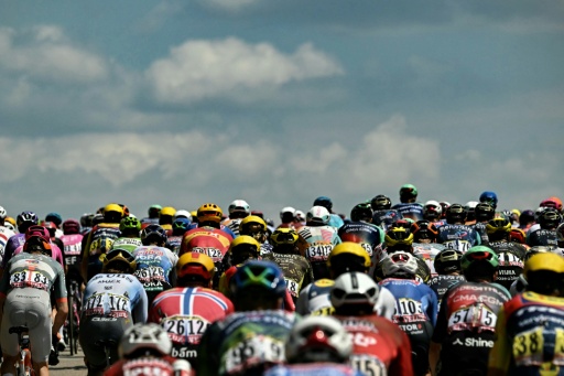Todos los corredores del Tour pasaron un control antidopaje en la jornada de descanso