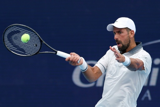 Djokovic cai em sua estreia na 2ª rodada do Masters 1000 de Cincinnati