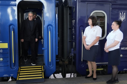 Starmer visita Ucrania antes de dejar su cargo como primer ministro británico