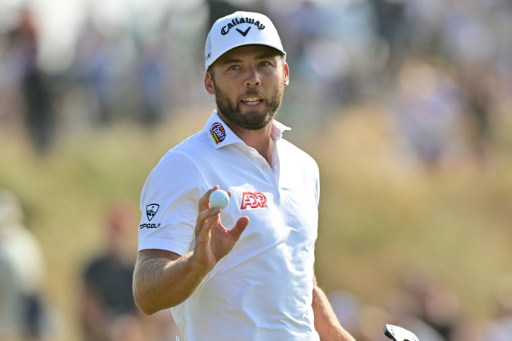 Burns rides new dad bounce to brink of British Open breakthrough