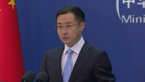 China afirma que defenderá interesses após EUA anunciarem sanções contra Irã