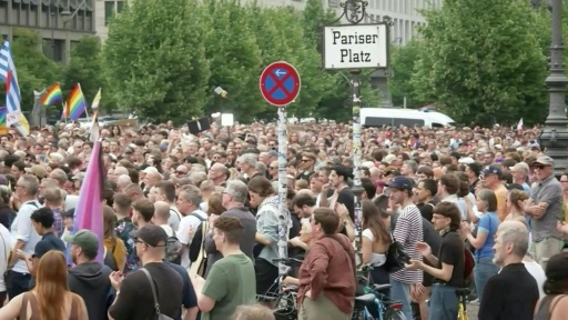 La policía alemana mata al sospechoso de ataque "islamista" cerca de la marcha del Orgullo en Berlín
