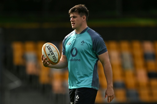 Skipper Sheehan urges higher level from beaten Ireland