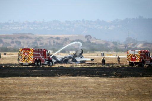 Un caza estadounidense se estrella cerca de una base militar en California