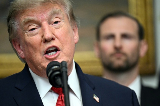 Trump anuncia "guerra económica" contra Irán y amenaza a socios con represalias