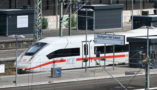 Deutsche Bahn schreibt schwarze Zahlen - Pünktlichkeit weiter im Keller