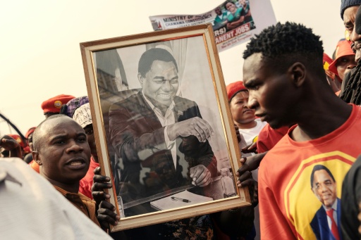 Thousands turn out as Zambia president rallies for second term