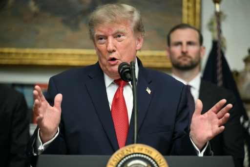 Trump, pressé de faire baisser les prix, lève temporairement les taxes sur le boeuf importé