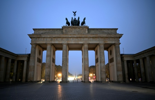 Brandenburger Tor wird zum 250. Geburtstag der Vereinigten Staaten angestrahlt