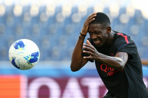 Ousmane Dembélé durante un entrenamiento en la víspera de jugar con el PSG ante el Aston Villa en la Supercopa de Europa. En Salzburgo (Austria), el 11 de agosto de 2026 — FRANCK FIFE / AFP