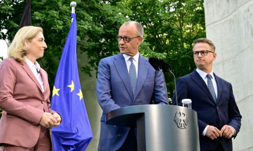 Kabinettsumbildung: Verfassungsrechtler Pieper kritisiert verzögerte Vereidigung