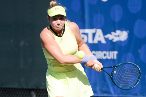 Mit 16: Tennisspielerin Ljutowa erreicht Finale von Memphis