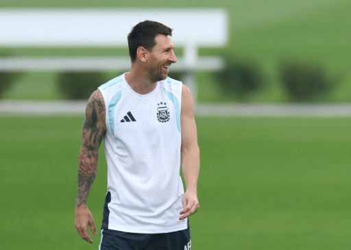 Messi und Mbappé: Duell um den Goldenen Schuh