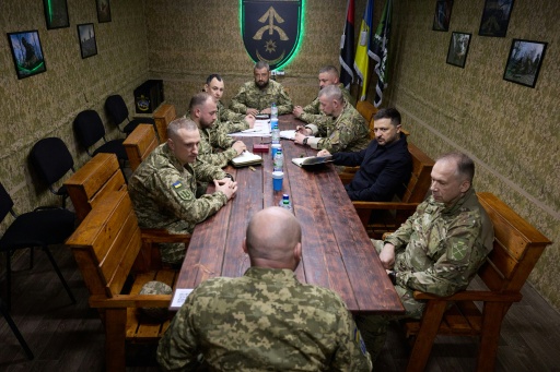 Ukraine: Zelensky limoge le commandant en chef de son armée