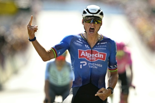 Van der Poel wins shortened Tour de France ninth stage