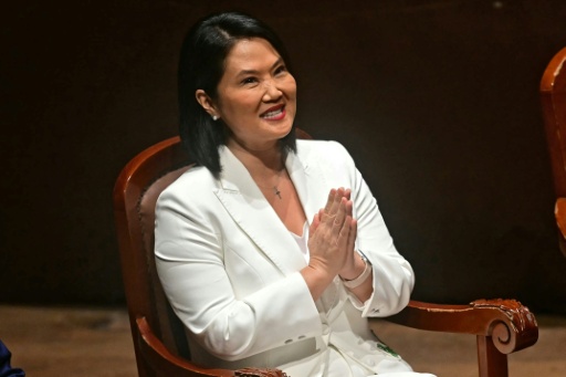 Keiko Fujimori propõe 'reconciliação' após década de instabilidade política