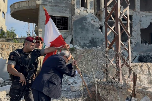 رئيس حكومة لبنان: سنواصل حشد جهودنا السياسية والدبلوماسية لتأمين انسحاب اسرائيلي كامل من الجنوب