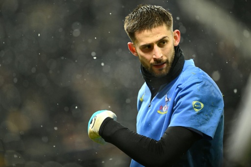 Tottenham empresta goleiro Guglielmo Vicario à Juventus