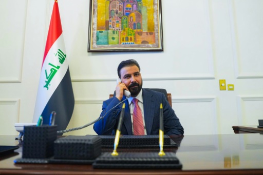 الولايات المتحدة استأنفت شحنات النقد إلى بغداد (متحدث حكومي)