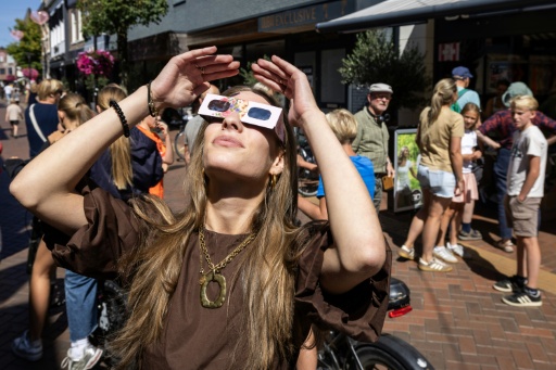 Deux minutes de nuit en plein jour : une partie de l'Europe attend l'éclipse solaire totale