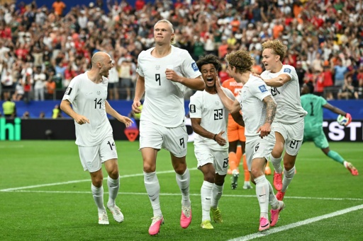Noruega vence Costa do Marfim (2-1) e vai enfrentar o Brasil nas oitavas da Copa