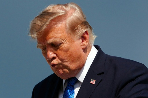 Guerre au Moyen-Orient: Trump suspend les frappes américaines contre l'Iran