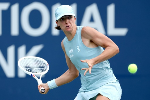 Swiatek impone su ritmo ante Shnaider y se cita con Svitolina en semifinales de Toronto