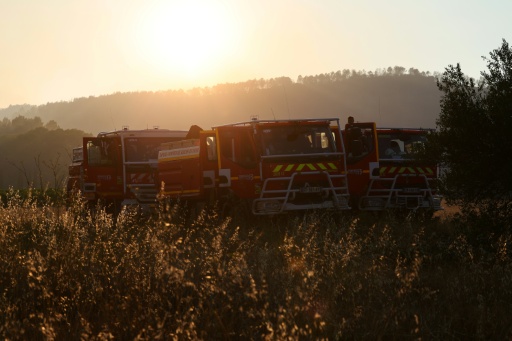 Var: l'hypothèse d'actes volontaires "sérieusement envisagée" pour la reprise de feu du Gros Bessillon