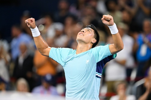 Brandon Nakashima celebra su victoria ante Rafael Jódar en semifinales del Masters 1000 de Montreal el 12 de agosto de 2026 — Minas Panagiotakis