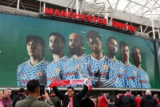 Man Utd sign reported record £20mn sponsorship deal for training kit