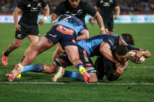 Taylor scores two tries in winning debut as New Zealand captain