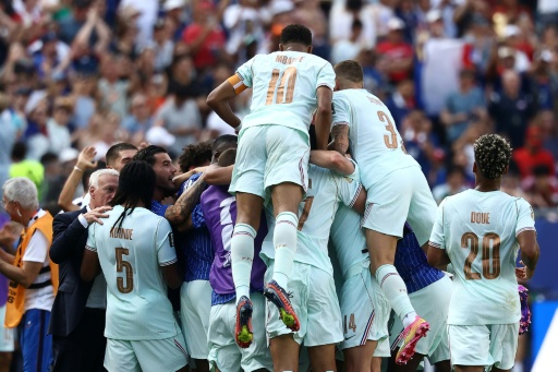 Los jugadores franceses celebran el segundo gol en la victoria 2-0 contra Marruecos en partido de cuartos de final del Mundial, en Foxborough, afueras de Boston (Estados Unidos) el 9 de julio de 2026