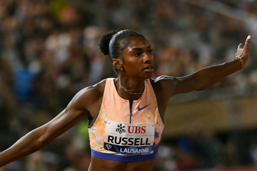 La estadounidense Masai Russell tras ganar los 100 metros vallas de la reunión de la Liga de Diamante de Lausana (Suiza), el 21 de agosto de 2026 — Fabrice COFFRINI / AFP