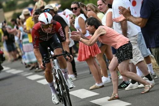 Baptiste Veistroffer a une nouvelle fois animé le Tour de France en s'échappant sur les routes de Bourgogne lors de la 12e étape entre Magny-Cours et Chalon-sur-Saône le 16 juillet 2026 — Jeff PACHOUD / AFP
