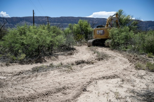 Governo Trump suspende megaprojeto fronteiriço no Texas após críticas bipartidárias