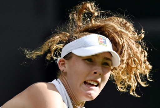 French Open champ Andreeva stunned by Krejcikova at Wimbledon