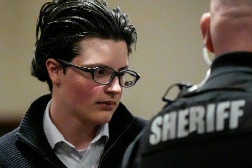 Lebenslange Haft für 16-Jährigen wegen tödlichen Schusswaffenangriffs in den USA
