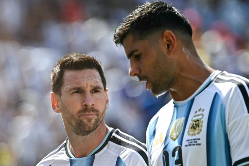 Atletico sign veteran Argentinian defender Romero from Spurs