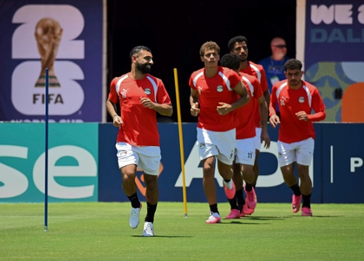 مونديال 2026: شكوك حول مشاركة صلاح أمام أستراليا وحسن "لن أجازف"