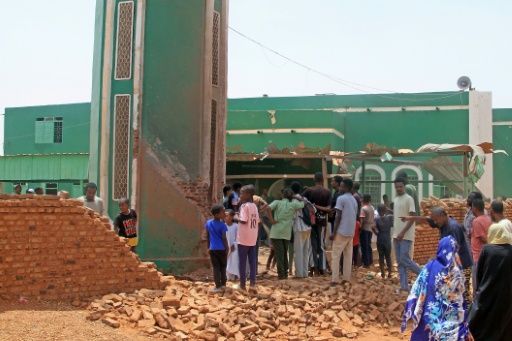 Soudan: les paramilitaires attaquent Khartoum pour le deuxième jour de suite