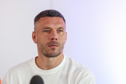 "Typen fehlen": Podolski kritisiert Mentalität der DFB-Elf
