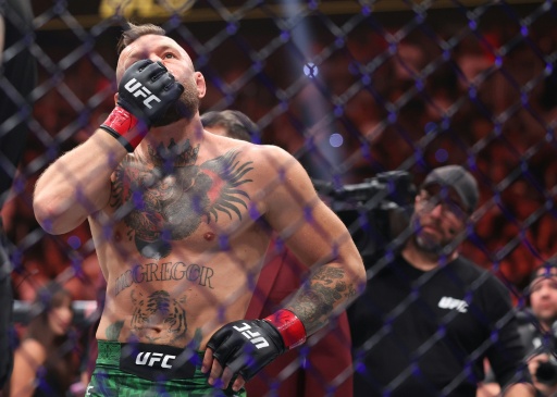 McGregor pierde en su regreso a UFC tras cinco años de ausencia